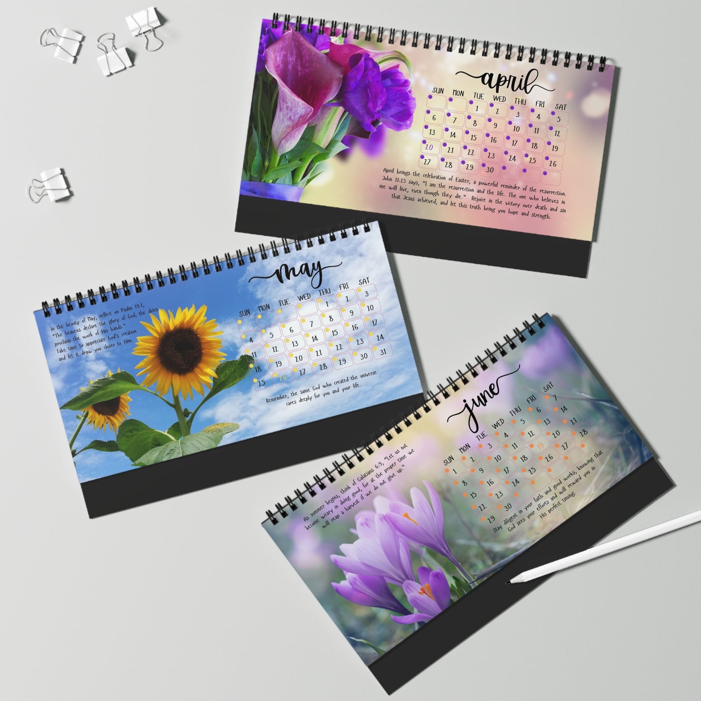 2025 Floral Desktop Calendar