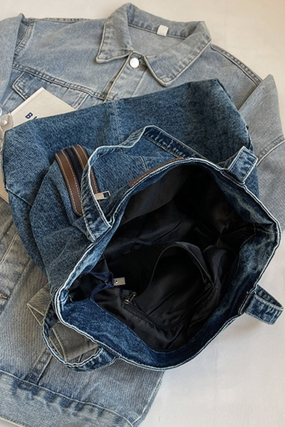 Shoulder Bag:  Denim Tote Bag with Zip