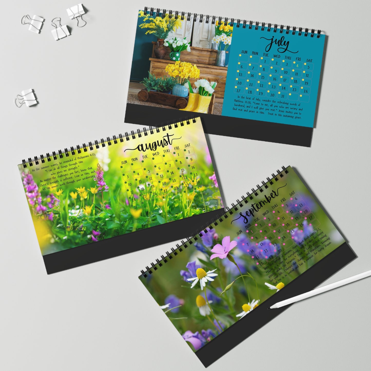 2025 Floral Desktop Calendar