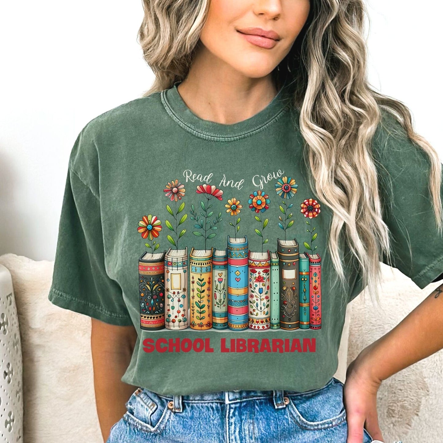 Read and Grow School Librarian T-Shirt With Books and Wildflowers