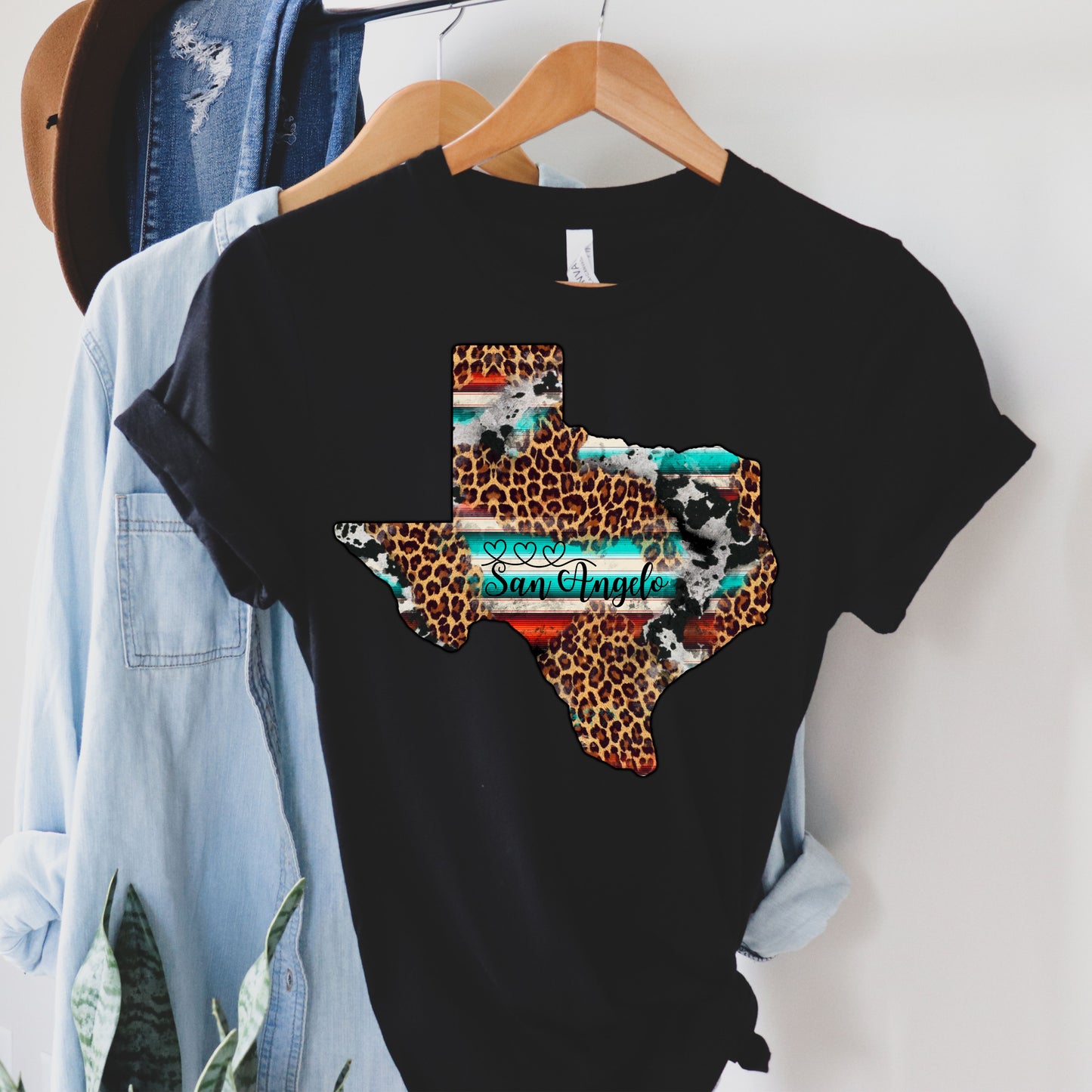 San Angelo Texas Leopard Print Short Sleeve Tee With Hearts